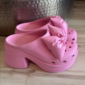 CROCS SIREN BOW CLOG PINK HIGH Puffy Women’s Size 8